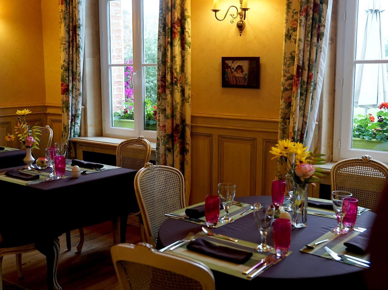 Hotel Restaurant La Sauldraie Salbris Zewnętrze zdjęcie